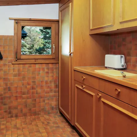 Апартаменты Chesa Prasuera 10 By Interhome