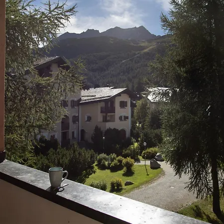 公寓 Chesa Prasuera 10 By Interhome *